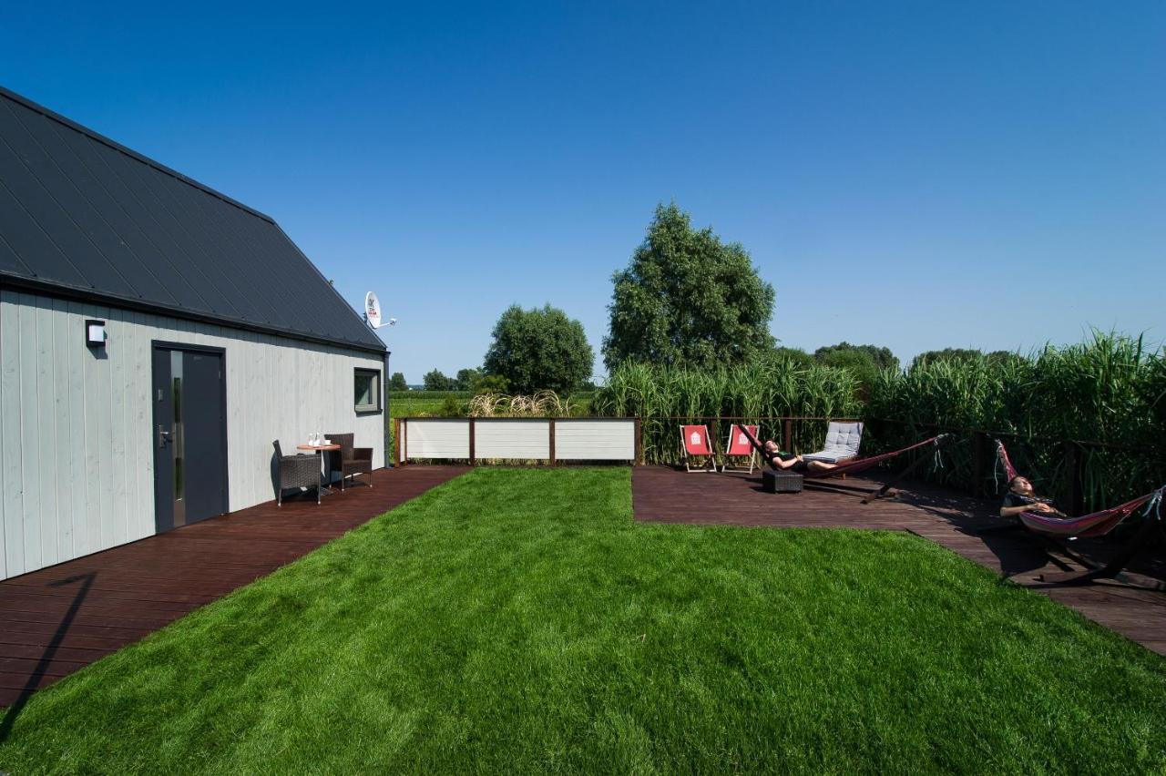 Domek Na Folwarku Zulawskim Elbląg Exterior foto